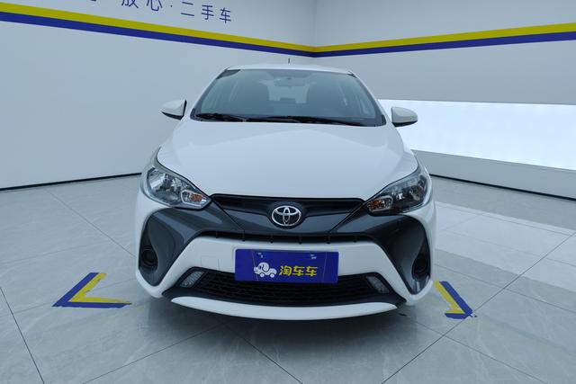 Toyota YARiS L 2020 — фото 2