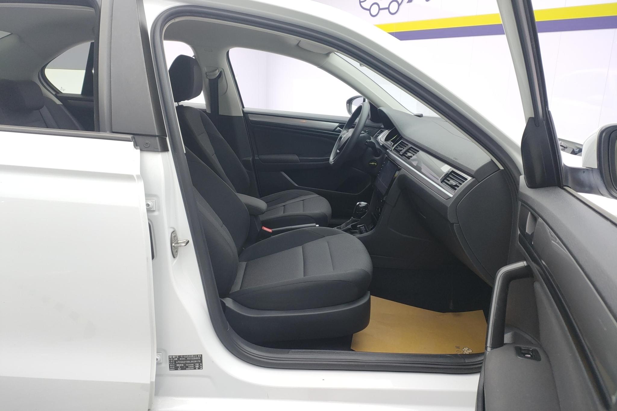 Volkswagen Bora 2019 1.5L AT Fashion VI