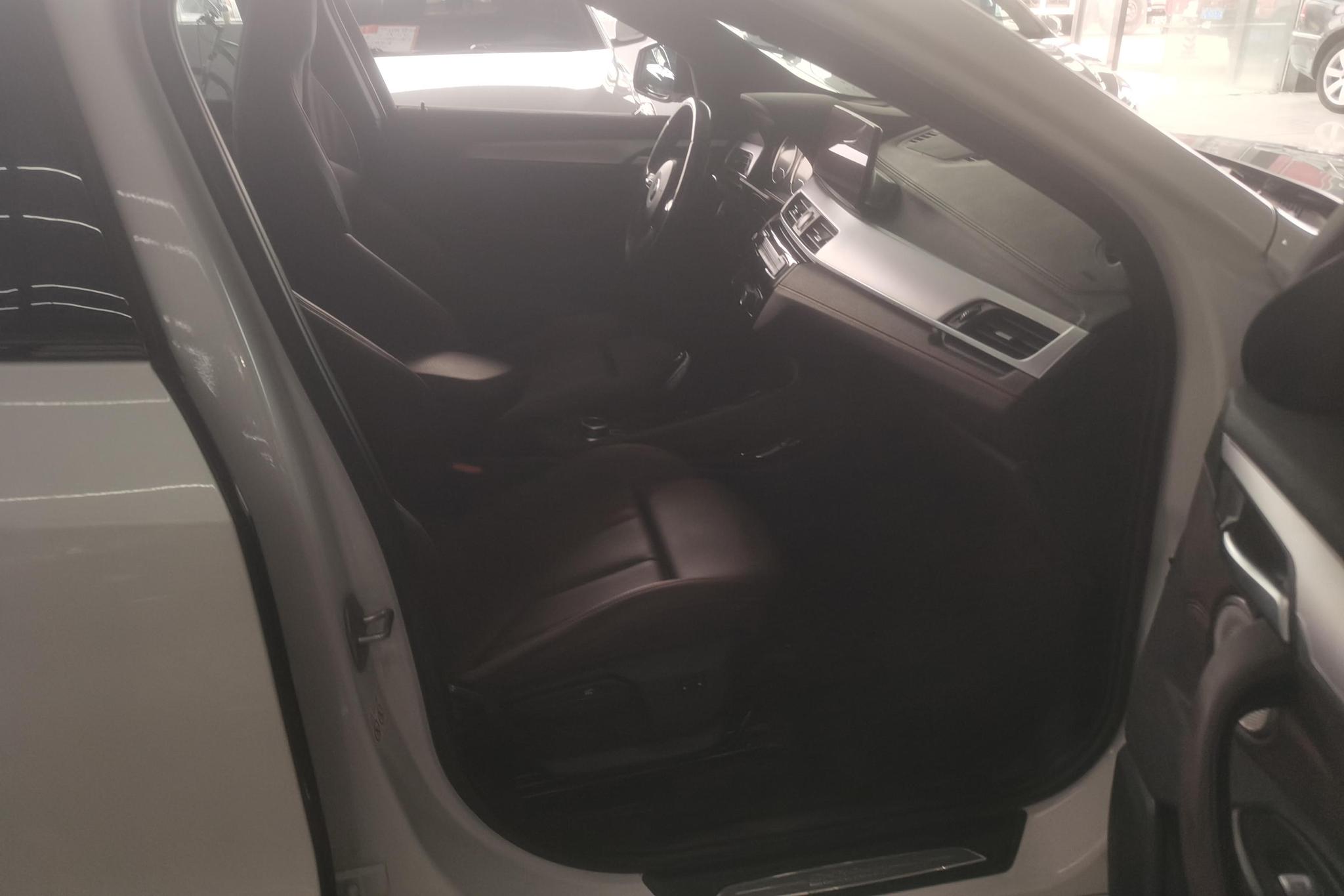 BMW X2 2021 sDrive25i