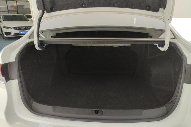 Buick Yinglang 2021 Белый из Китая, фото 6