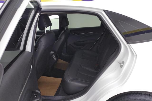 Buick Yinglang id 3824537 из Китая 16