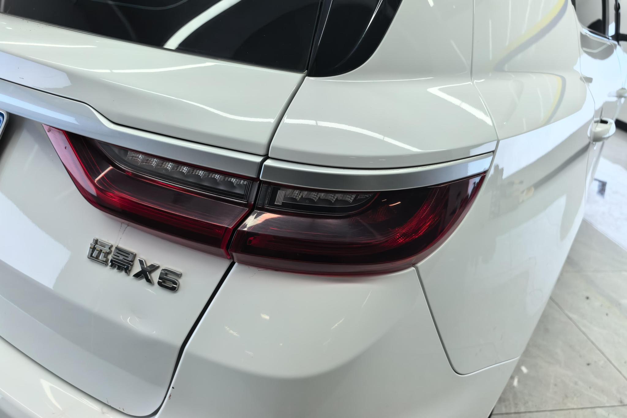 Geely Vision X6 X6 2020 1.4T CVT Luxury