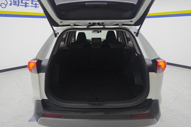 Toyota RAV4 Rongfang 2020 Белый из Китая, фото 5