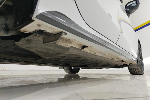 Honda Civic id 3840958 из Китая 17