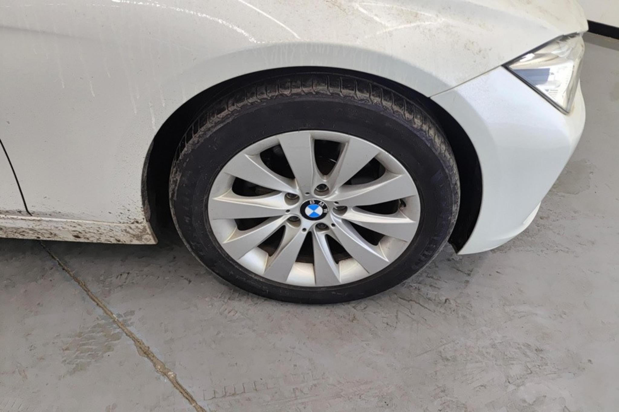 BMW 3 Series 3 2017 318Li Fashion