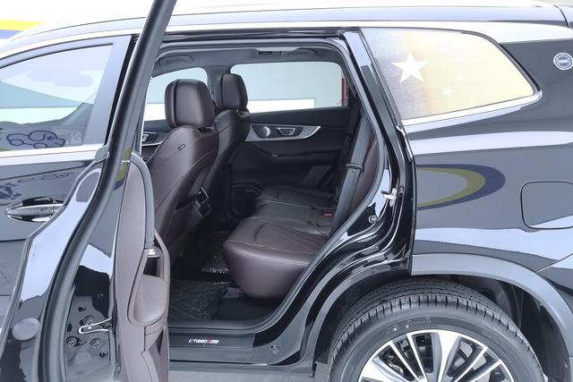 Chery 8 PRO 2024 390 T 2 WD 7 — фото 16
