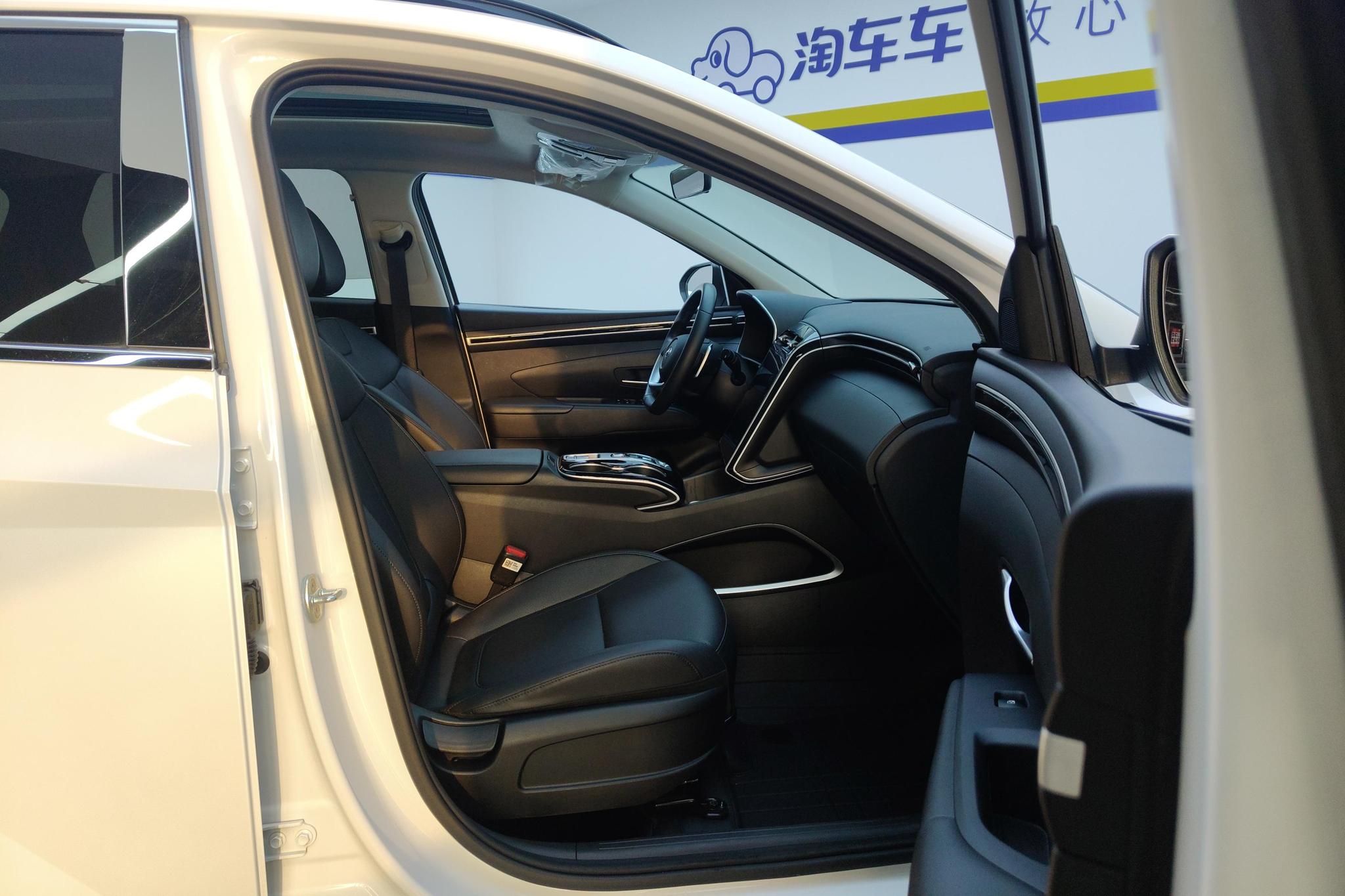 Hyundai Tucson 2023 L 1.5T DLX Luxury