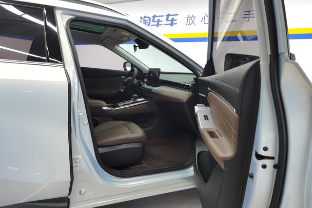 Trumpchi GS4 2024 MAX 1.5 TGDI — фото 15