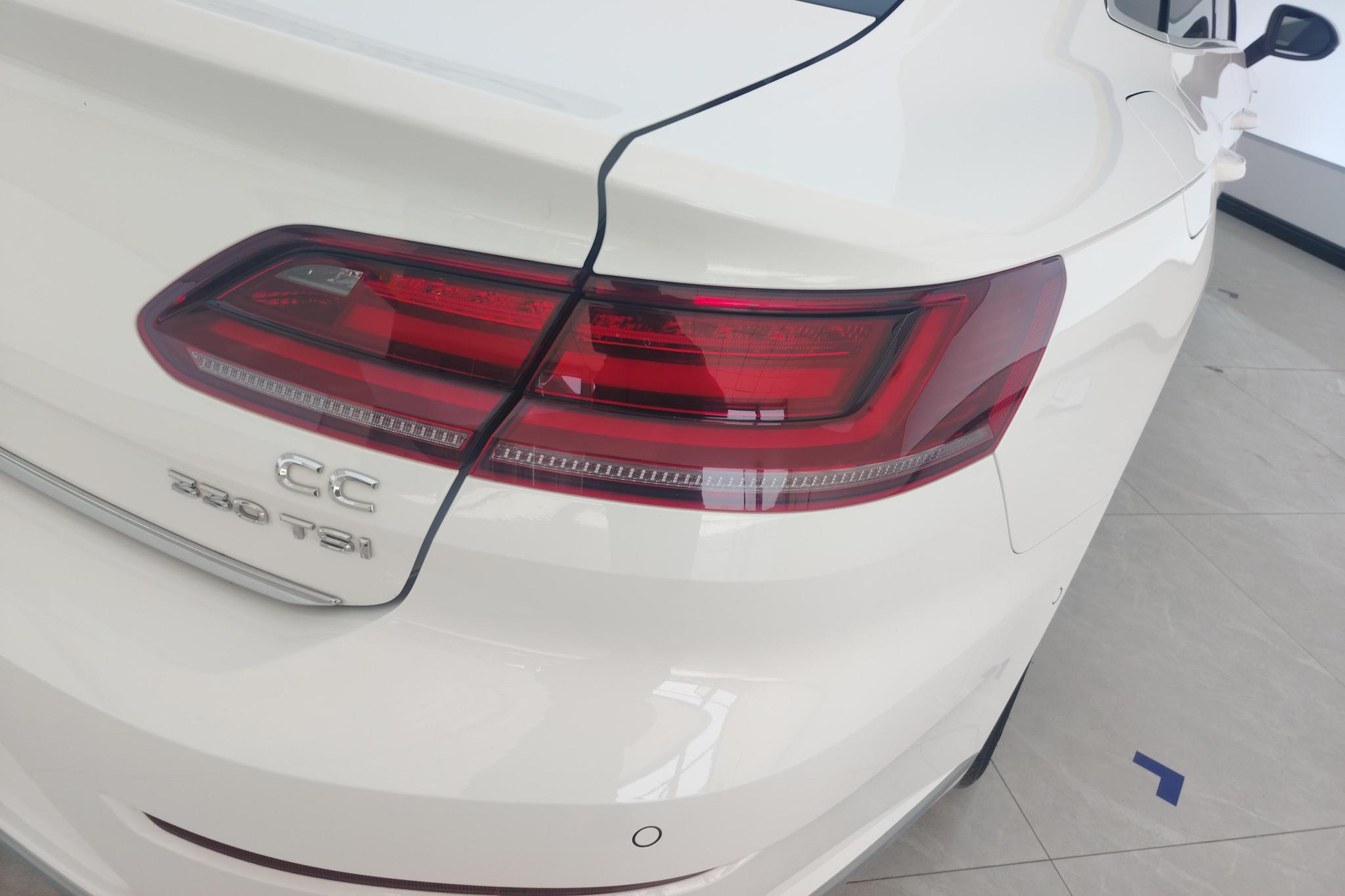 Volkswagen Passat CC CC 2020 330TSI VI