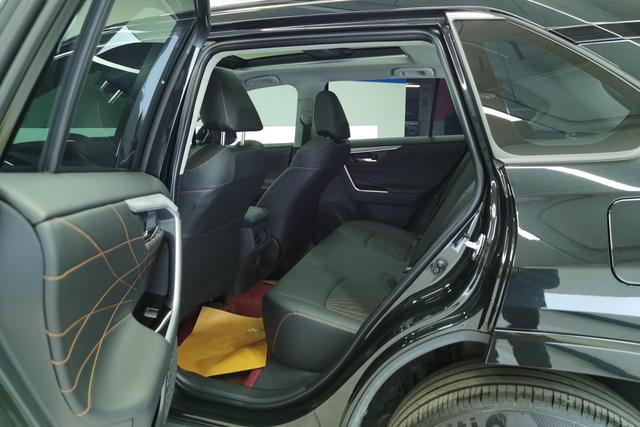 Toyota RAV4 2024 2.0 L CVT 2 WD PLUS — фото 16