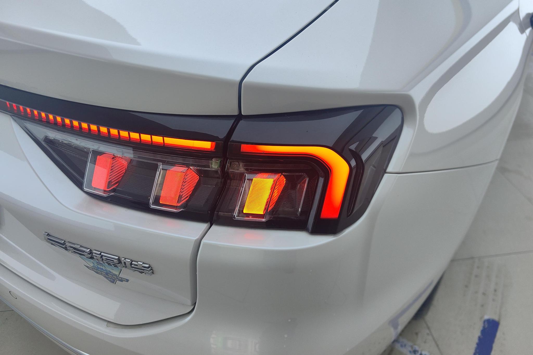 Ford Mondeo 2022 EcoBoost 245
