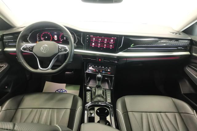 Volkswagen Passat 2022 330 TSI — фото 12