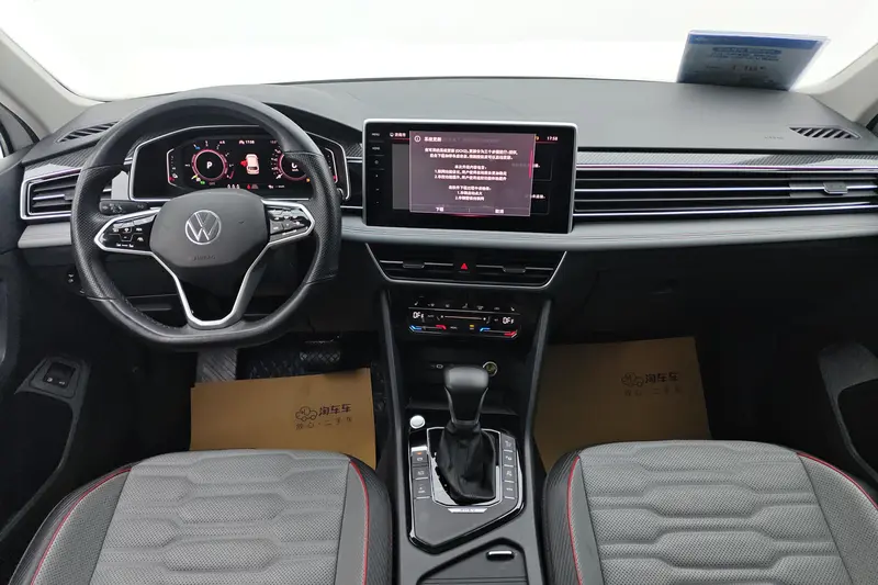 Volkswagen Tiguan L — фото 7