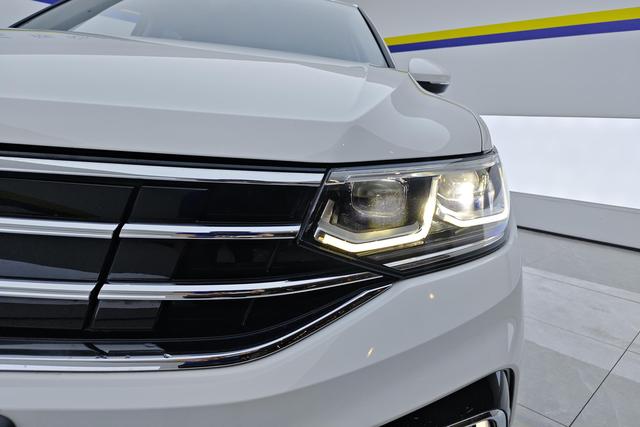 Volkswagen Tiguan L Plug-in Hybrid 2022 — фото 4