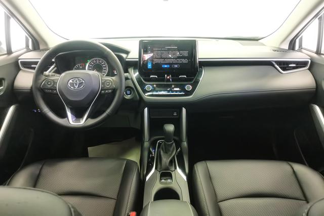 Toyota Corolla Cross 2022 2.0 L — фото 11