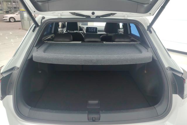 Volkswagen T-Roc 2024 300 TSI DSG — фото 17