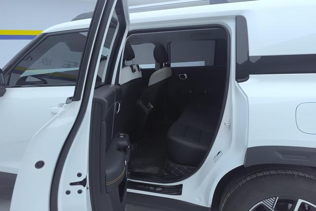 BAIC BJ30 2024 1.5 T DCT 2 WD Pro — фото 15