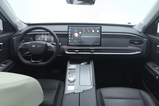 BAIC BJ30 2024 1.5 T DCT 2 WD Pro — фото 12