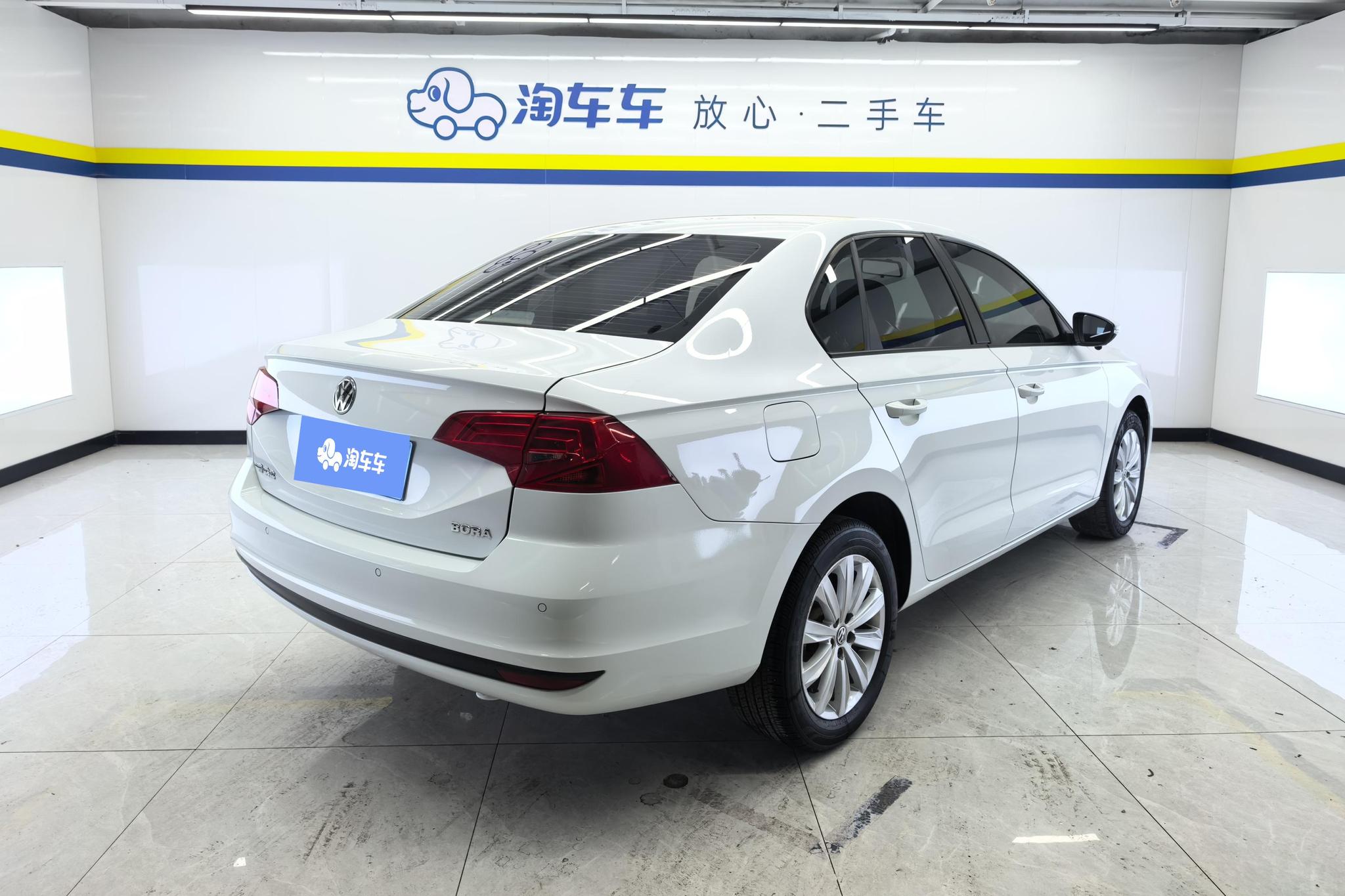 Volkswagen Bora 2019 1.5L AT Fashion VI