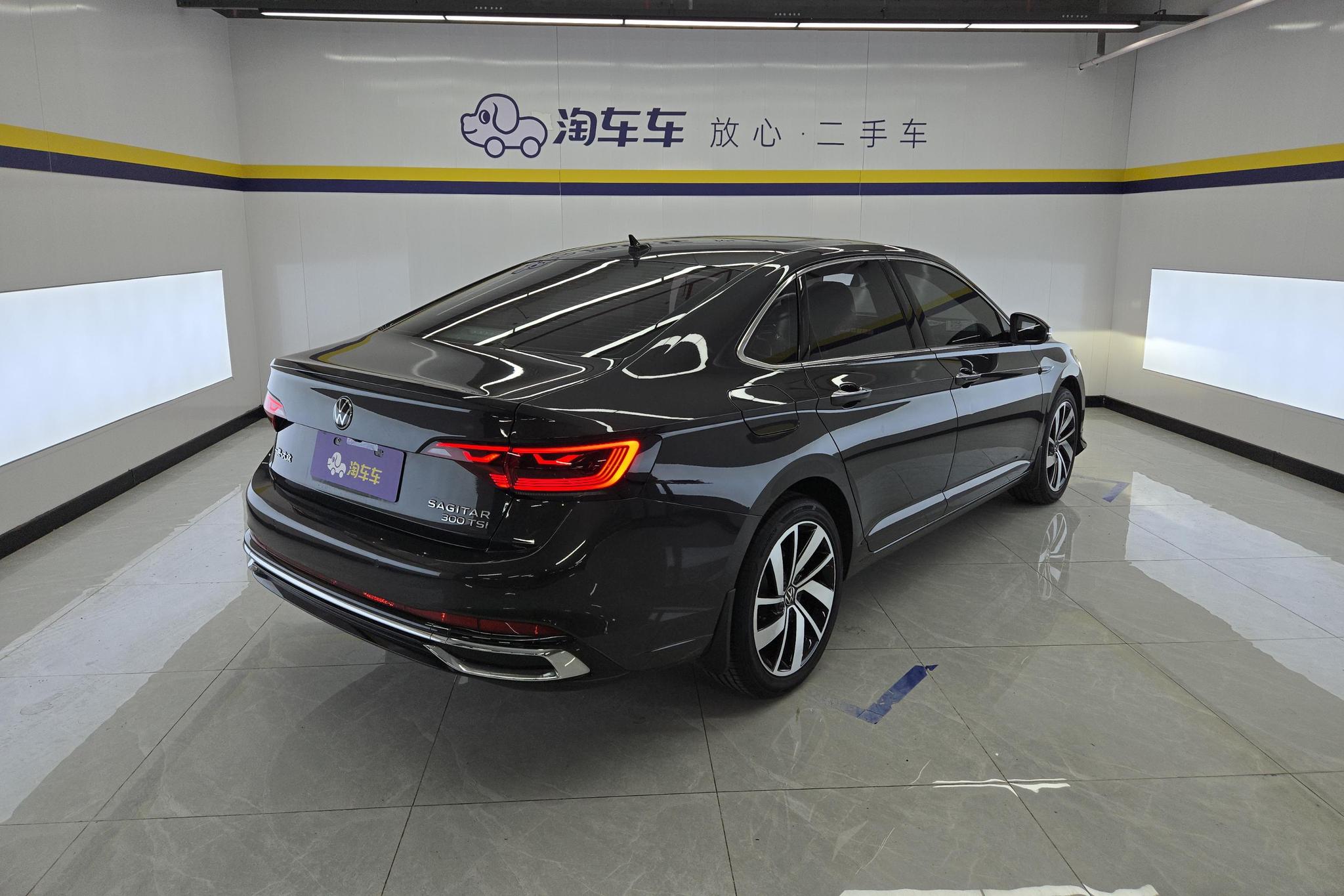 Volkswagen Sagitar 2023 300TSI DSG