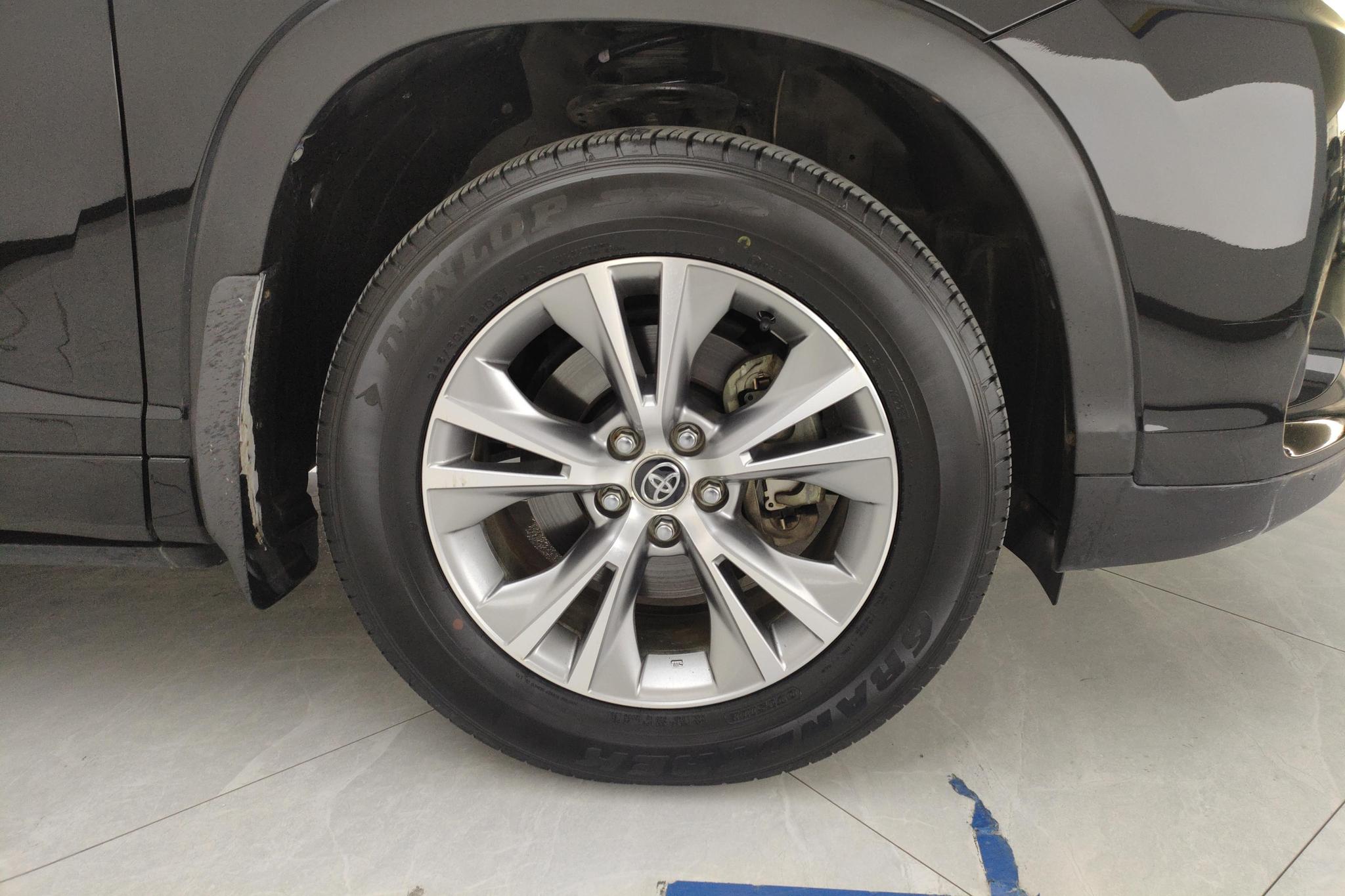 Toyota Highlander 2018 2.0T Elite 7 мест V