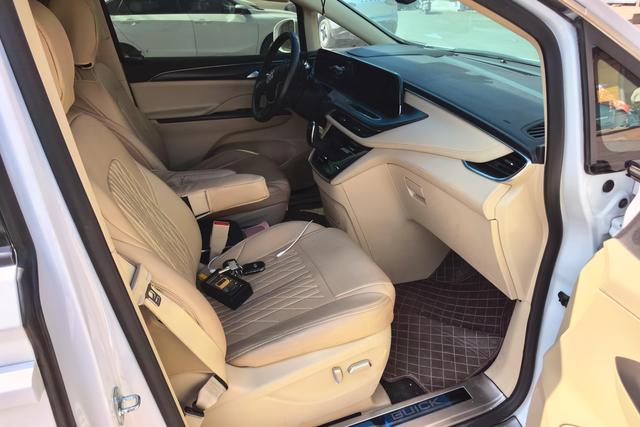 Buick GL8 2023 ES 2.0 T — фото 11