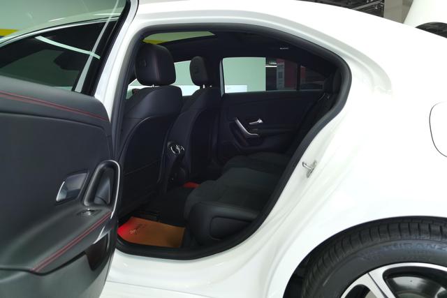 Mercedes-Benz A-Class 2024 A 200 L — фото 16
