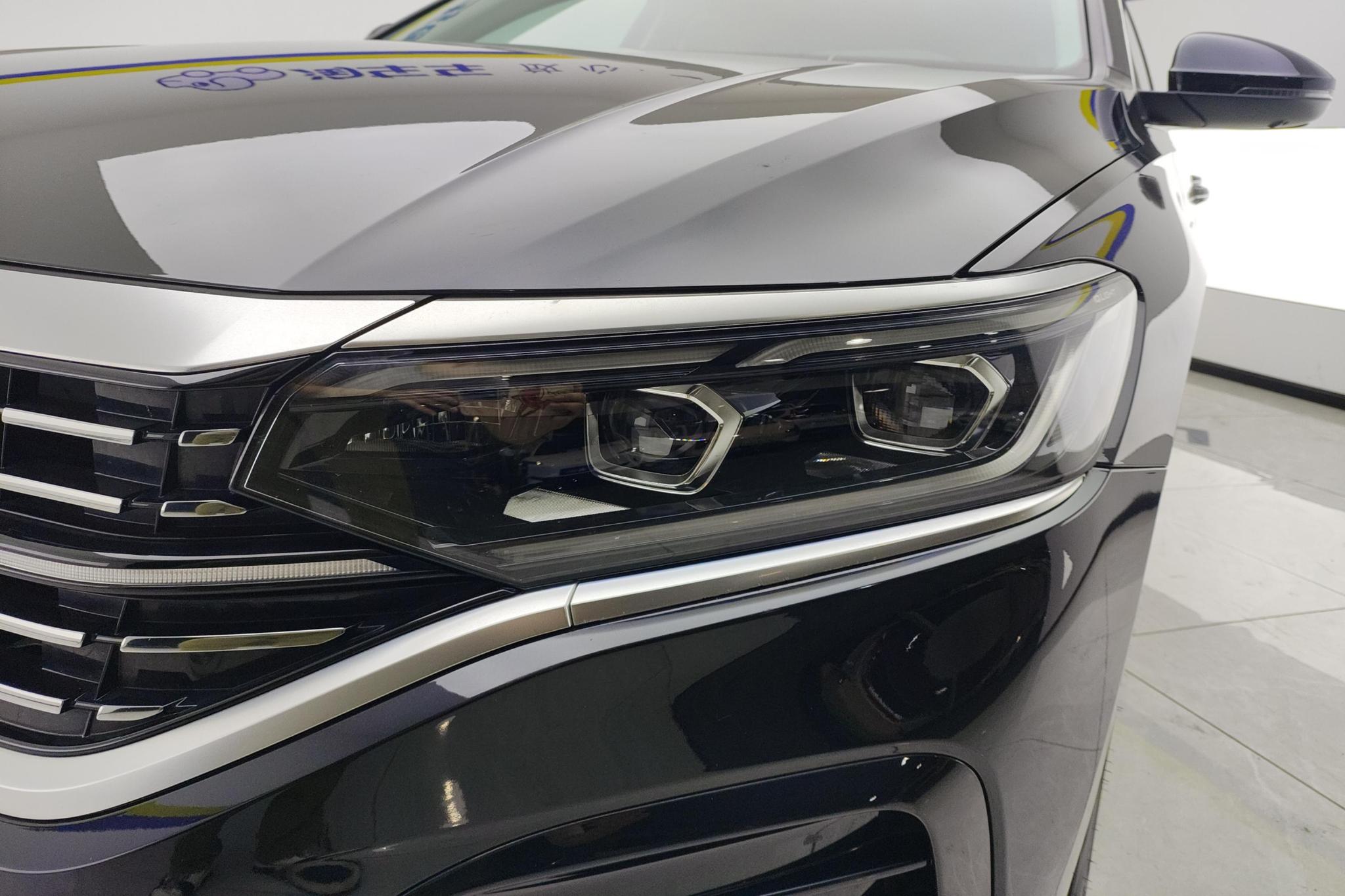 Volkswagen Passat 2023 380TSI Luxury