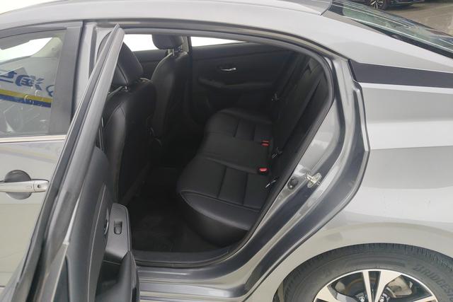 Nissan Sylphy 2020 1.6 L XL CVT — фото 16