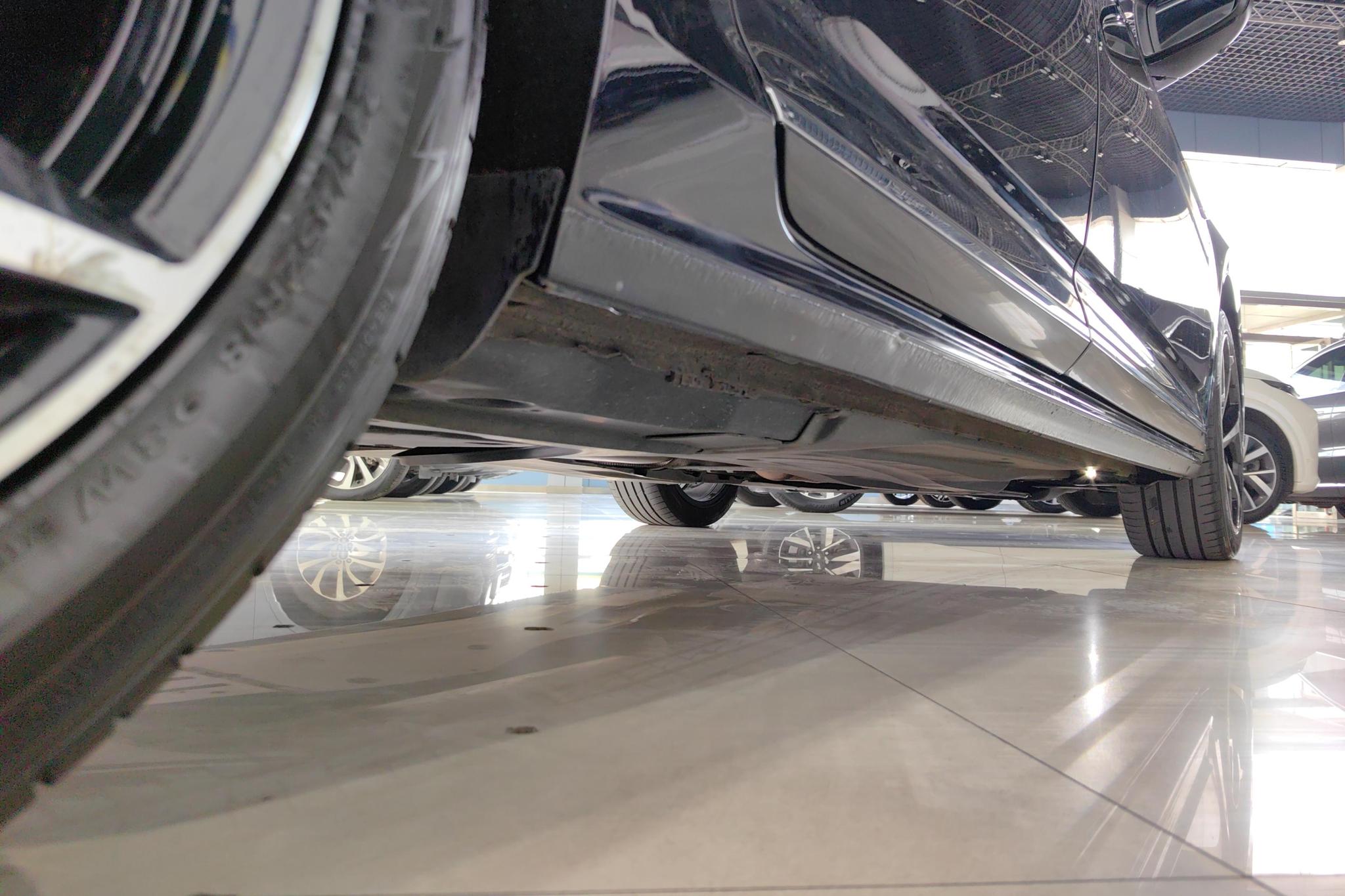 Volkswagen Passat 2023 330TSI Luxury