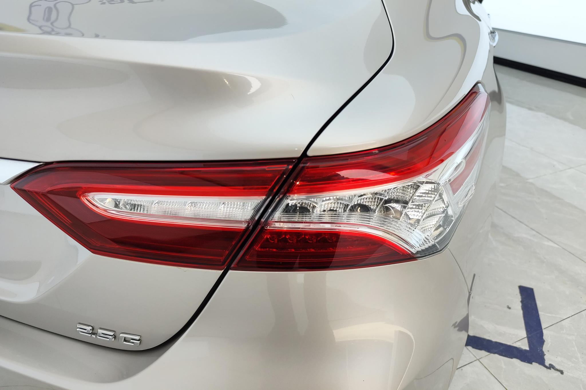 Toyota Camry 2021 2.5G Luxury