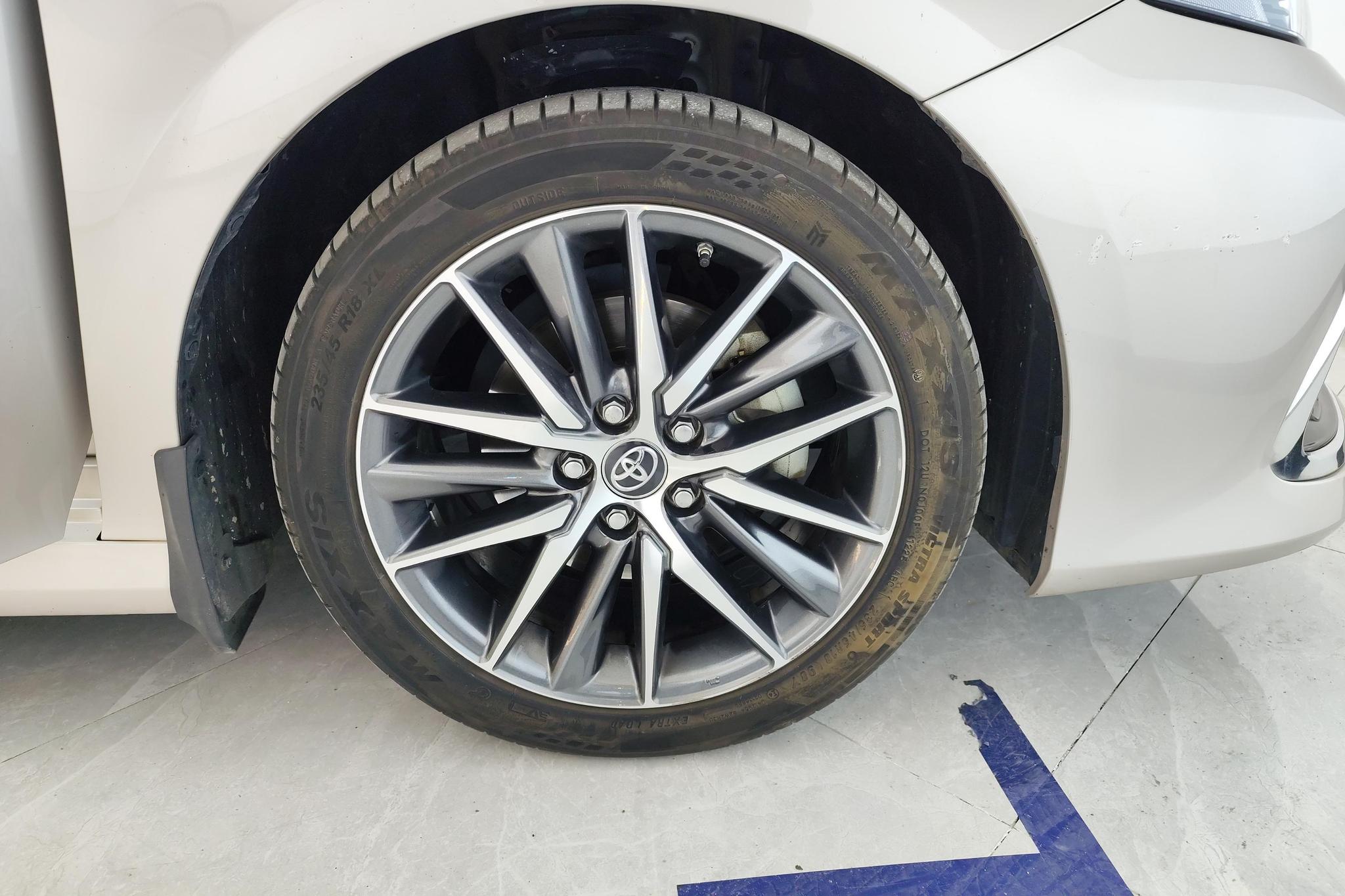 Toyota Camry 2021 2.5G Luxury