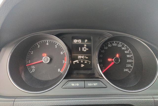 Volkswagen Lavida 2019 1.5 L AT VI — фото 13
