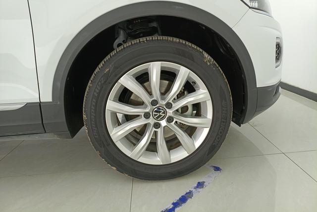 Volkswagen T-Roc 2022 280 TSI DSG 2 WD PLUS — фото 9