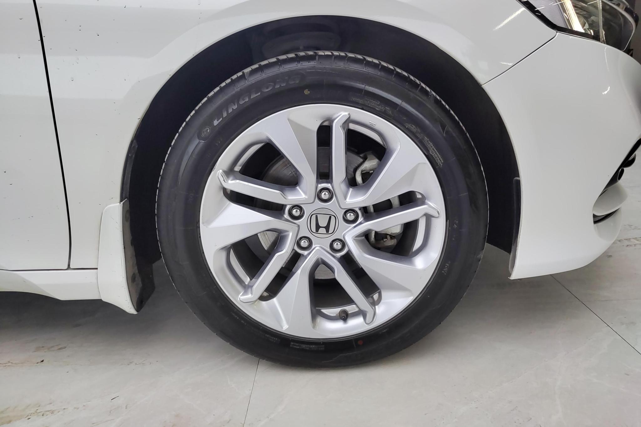 Honda Accord 2018 260TURBO Elite V