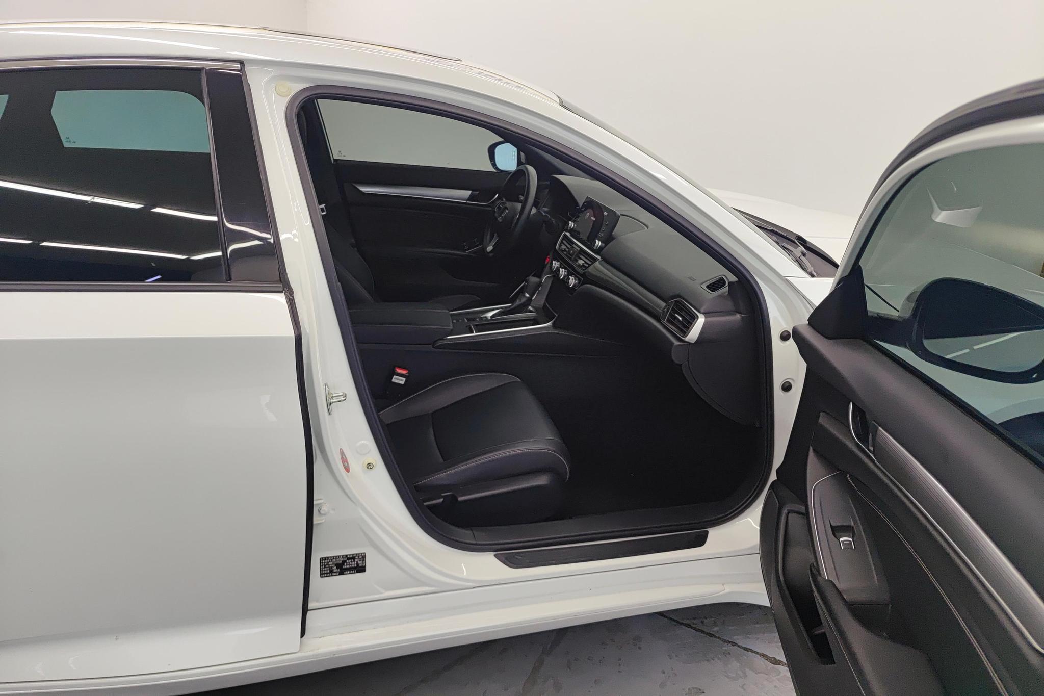Honda Inspire 2022 260TURBO Elegant
