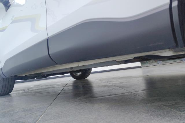 Toyota Frontlander 2023 2.0 L CVT — фото 10