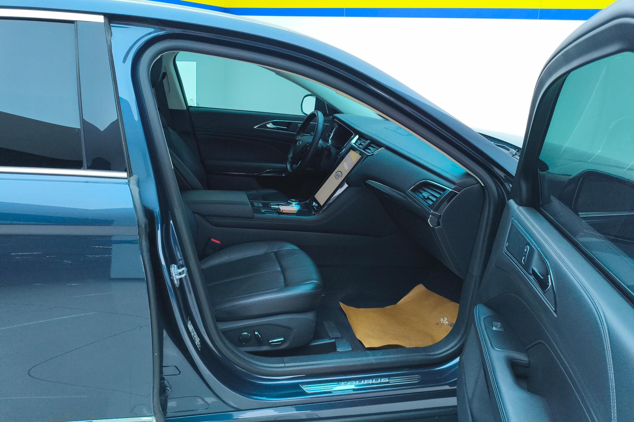 Ford Taurus 2019 EcoBoost 245 Premium