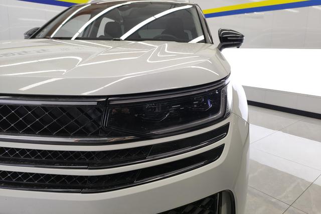 Volkswagen Tavendor 2023 380 TSI 4 WDR-Line — фото 4