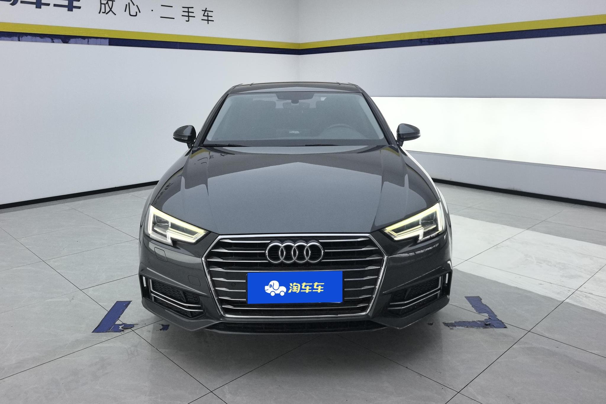 Audi A4L 2019 40 TFSI VI