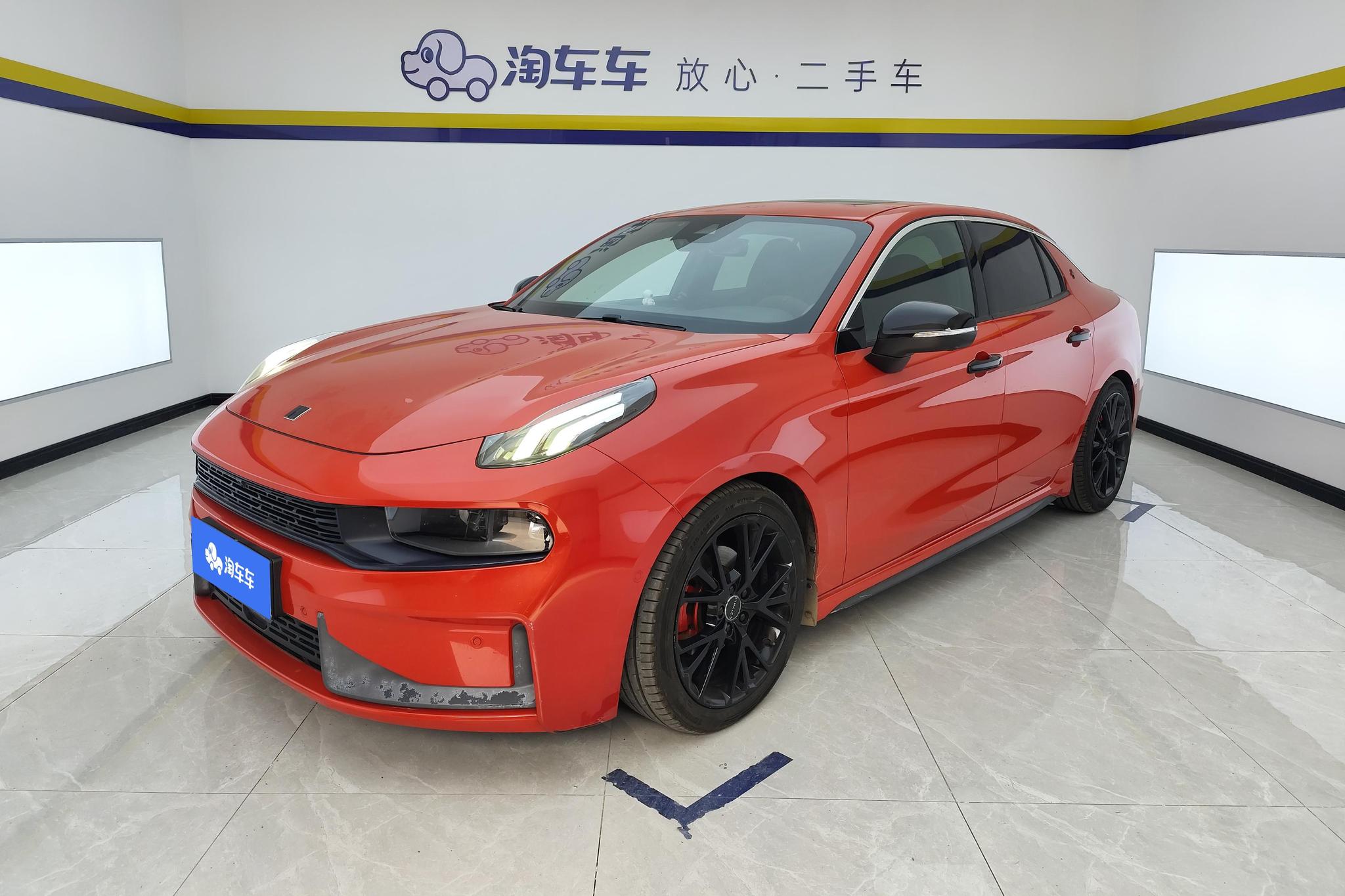 Lynk & Co 03