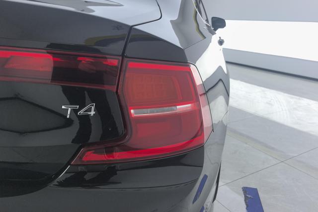 Volvo S90 2018 T 4 — фото 4