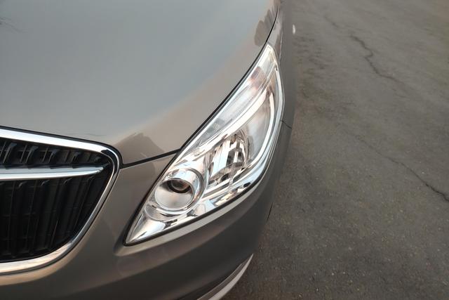 Buick GL8 2019 Темно-серый из Китая, фото 5