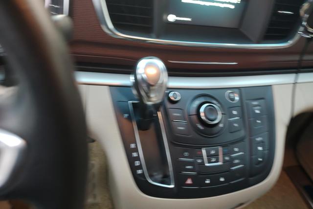 Buick GL8 id 4207444 из Китая 7
