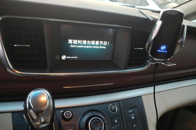 Buick GL8 id 4207444 из Китая 17
