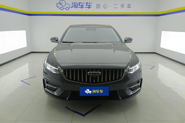 Geely Preface 2023 2.0 T Premium — фото 2