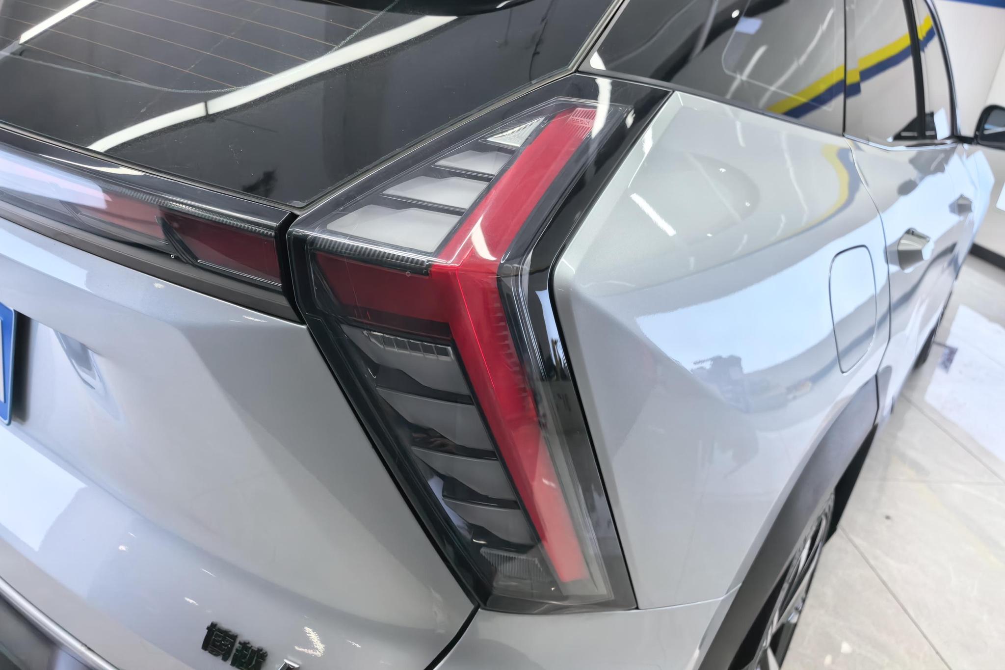 Geely Boyue L L 2023 1.5TD DCT Luxury