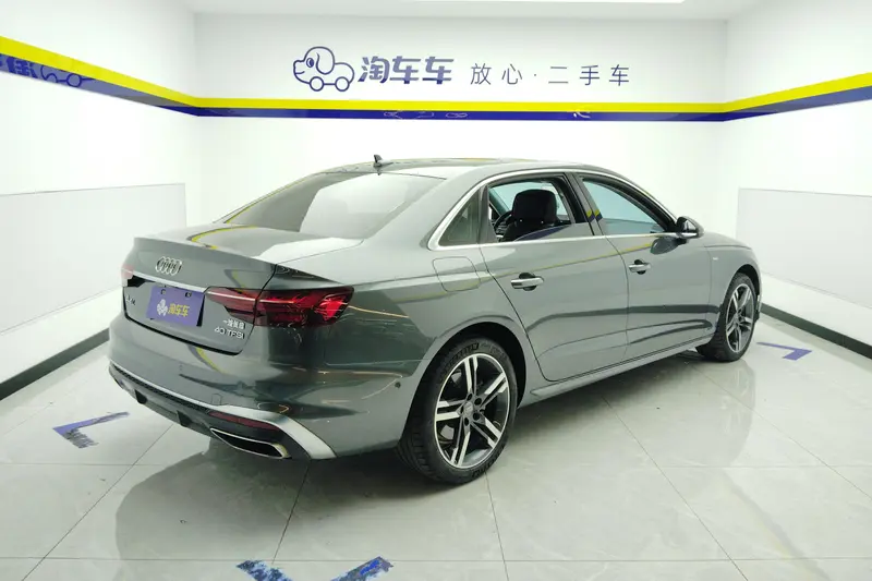 Audi A 4 L 40 TFSI — фото 3