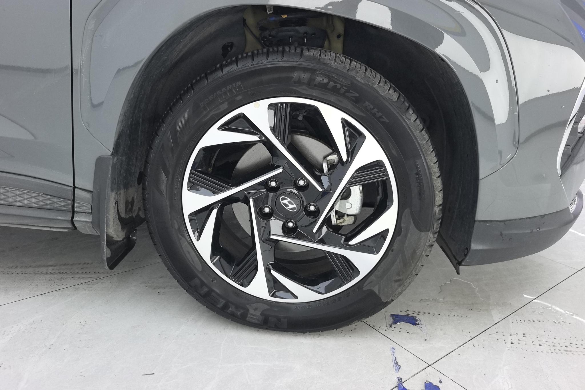 Hyundai Custo 2021 270TGDi Luxury LUX