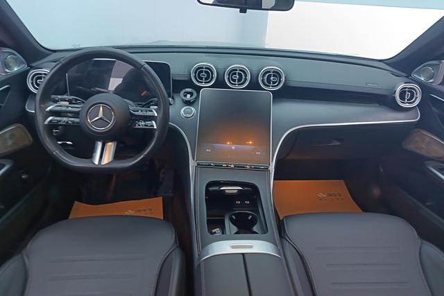 Mercedes Benz C-Class 2023 — фото 12